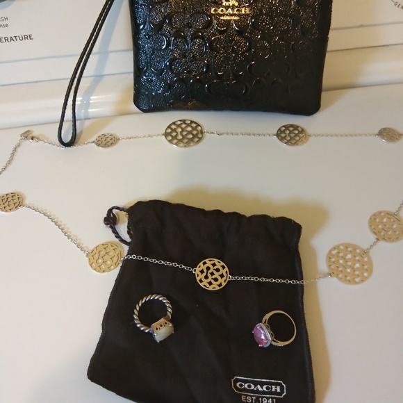 Coach wristlet - Picture 3 of 8